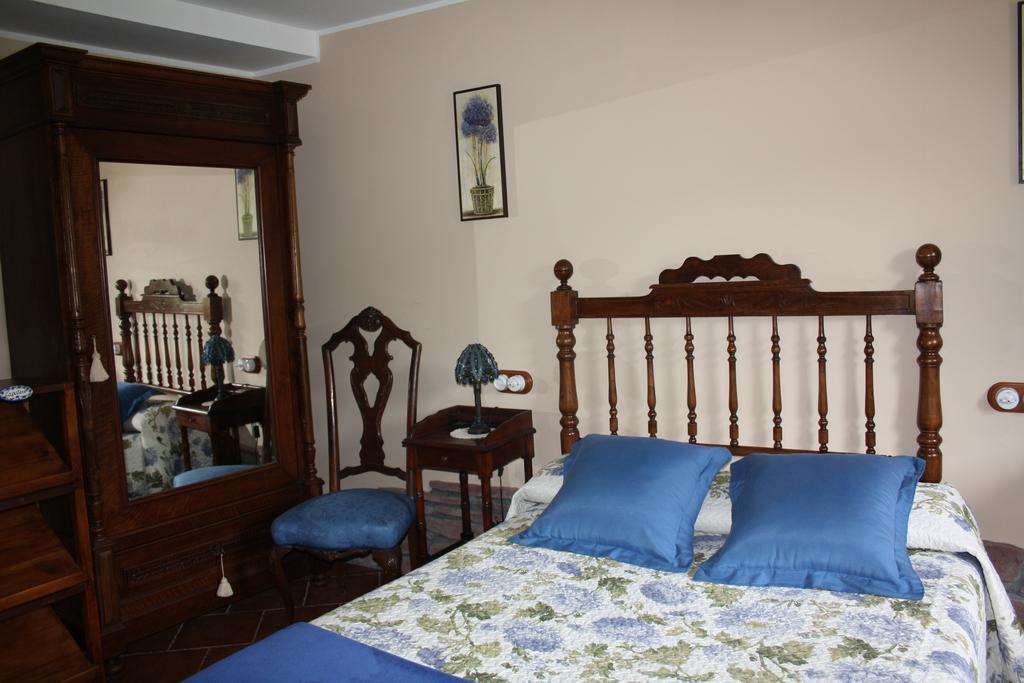 La Casona De Benito Guest House Cudillero Phòng bức ảnh