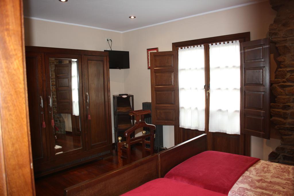 La Casona De Benito Guest House Cudillero Phòng bức ảnh
